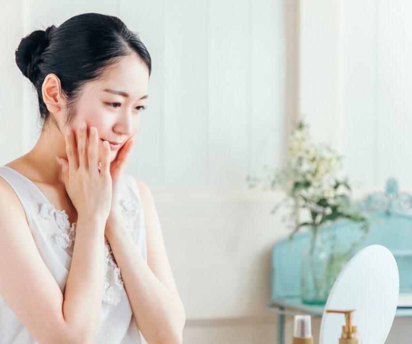 シミや肝斑があるとき顔脱毛はできる？顔脱毛でシミが濃くなるって本当？