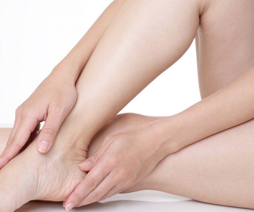 医療脱毛が痛い理由は？痛みを感じる原因から和らげる方法までを徹底解説